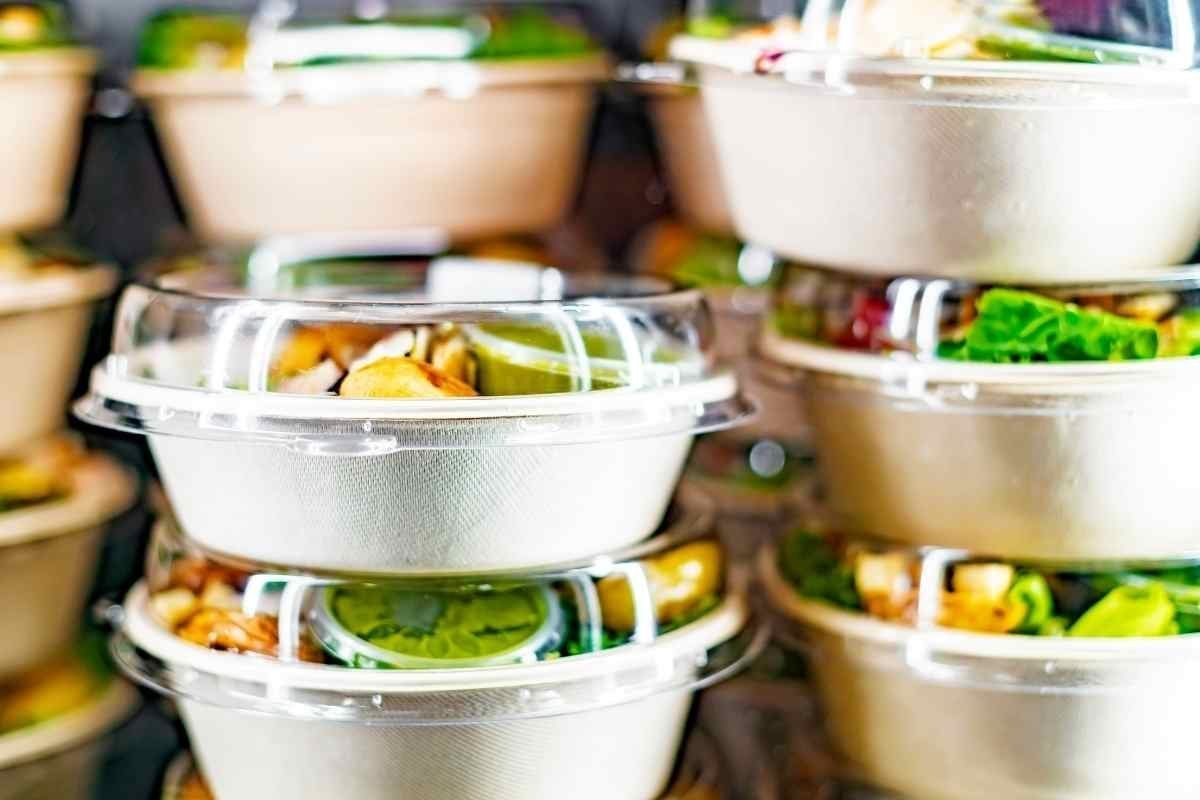 From Busy Streets to Your Kitchen: The Rapid Rise of Ready-to-Eat Foods in India!