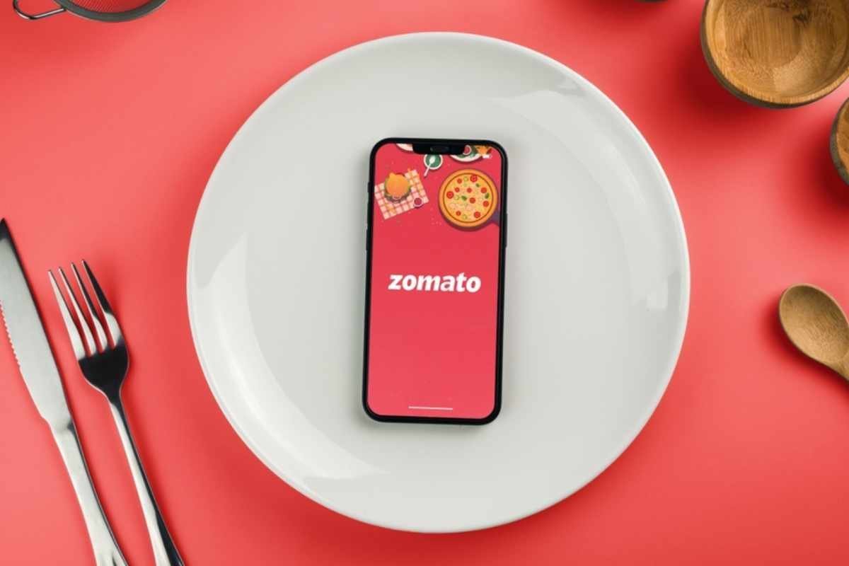 Zomato Cuts up to 600 Jobs as the Food Delivery Business Slows Down