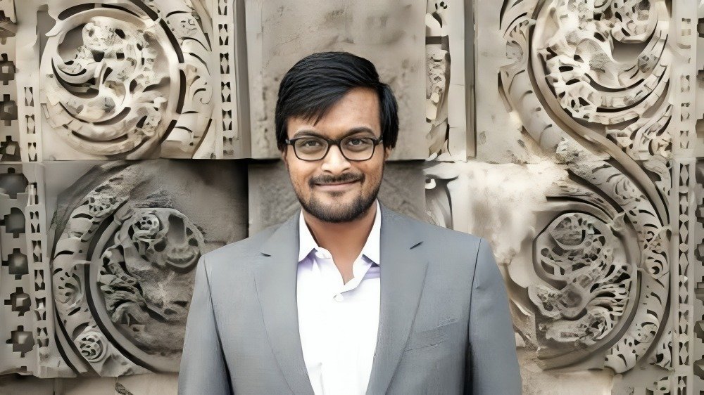From Accountant to EV Pioneer: How Vivekananda Hallekere Built a ₹718 Crore Empire!
